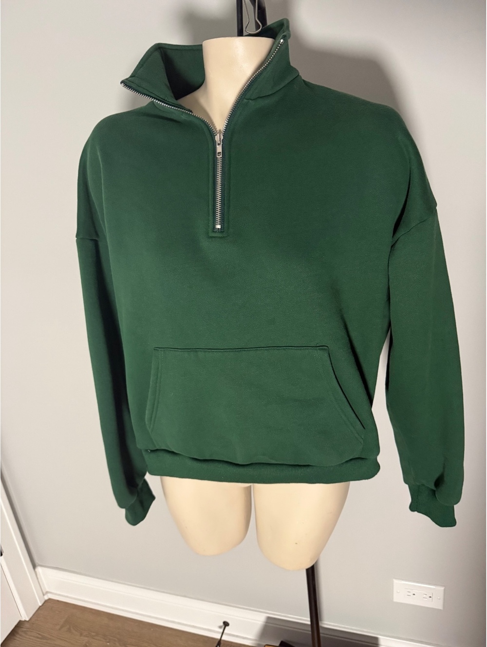 Edikted Women's Green Half-Zip Sweatshirt,‎ Size M - Picture 4 of 6